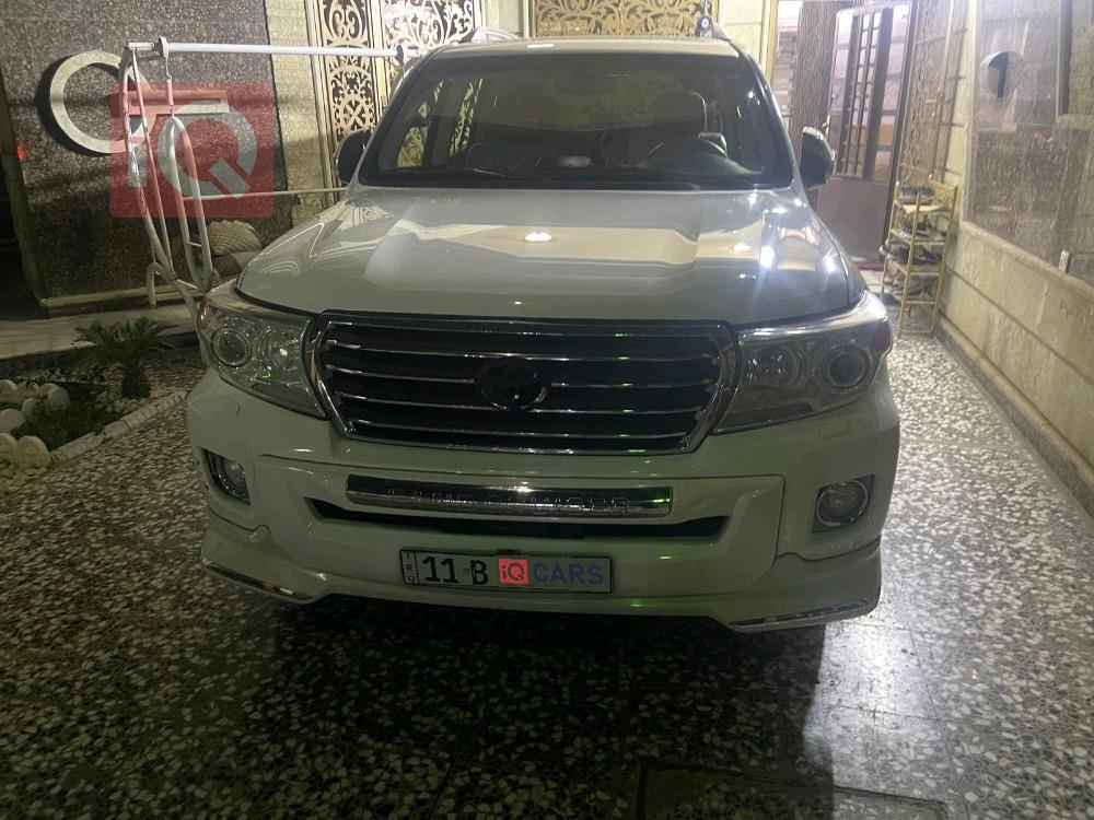 تويوتا لاندكروزر